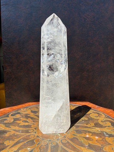 Large clear quartz point - large,
